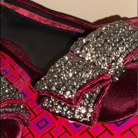👠NIB Tory Burch Josephine Velvet Pumps 25MM Bordeaux👠 - Picture 6 of 8